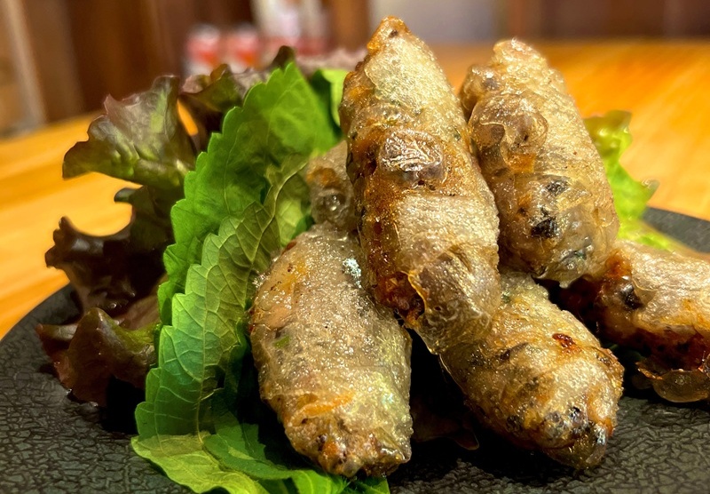 揚げ春巻き　二本